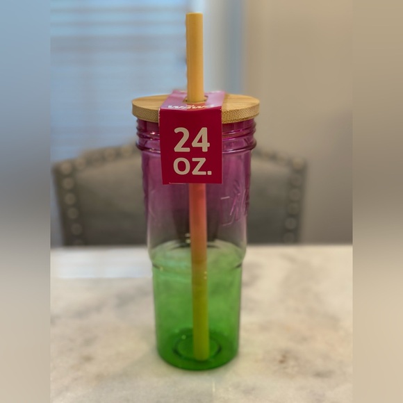 WAWA limited edition The Mermaid Reusable Tumbler / Mug - 24oz - Picture 4 of 8